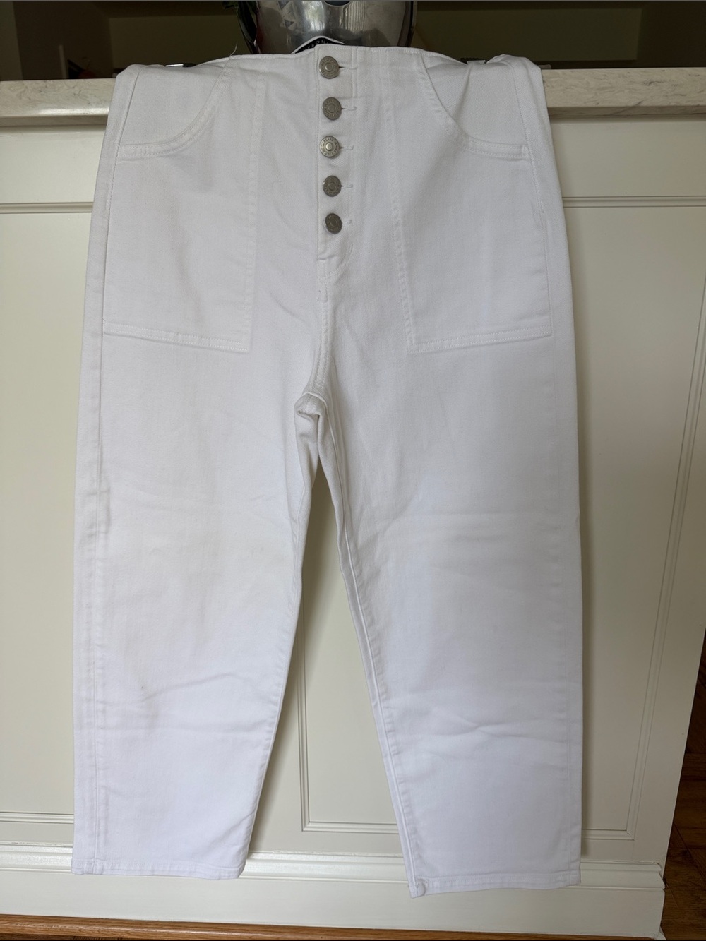 Worn Once! Veronica Beard White Wide Leg Crosbie Crop Jean. - Picture 6 of 12